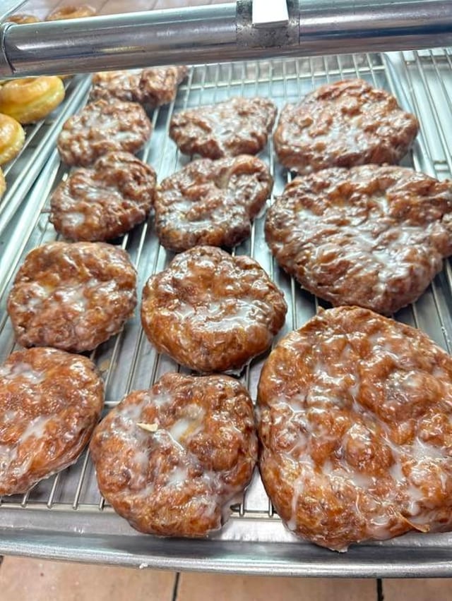 Apple Fritter Glazed.